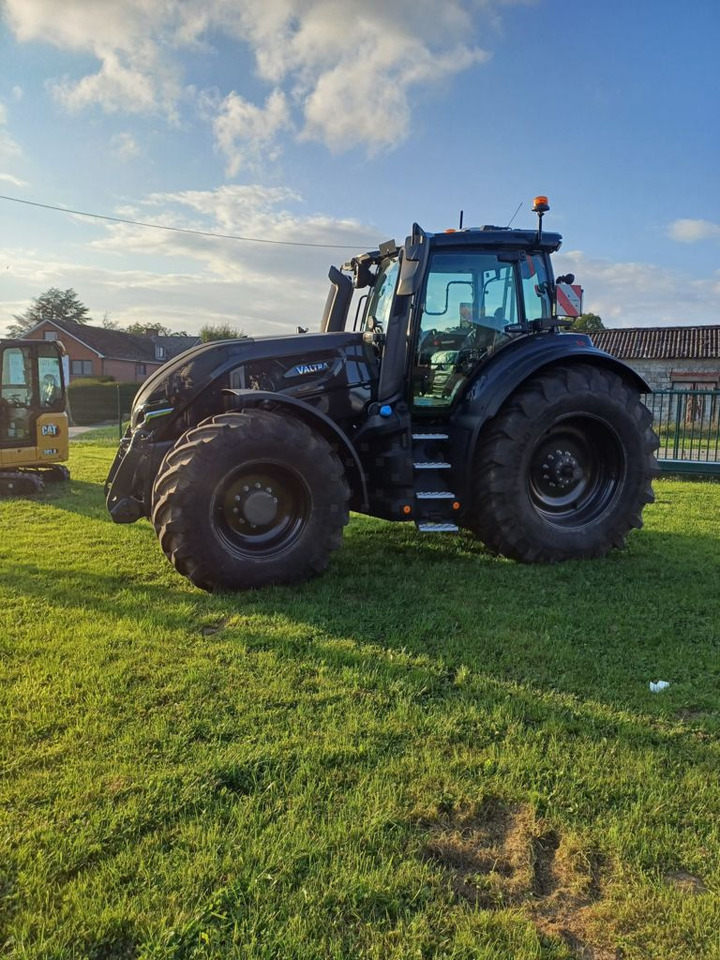 Valtra Q245 - جرار: صور 4 Valtra Q245 - جرار: صور 4
