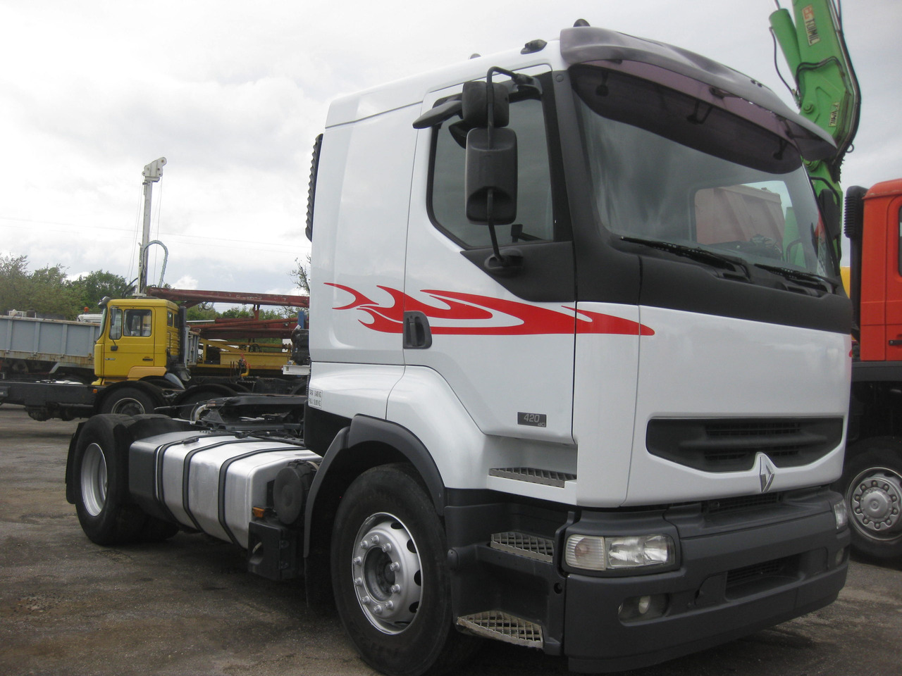 CABEZA TRACTORA RENAULT PREMIUM 420 - شاحنة جرار: صور 2 CABEZA TRACTORA RENAULT PREMIUM 420 - شاحنة جرار: صور 2