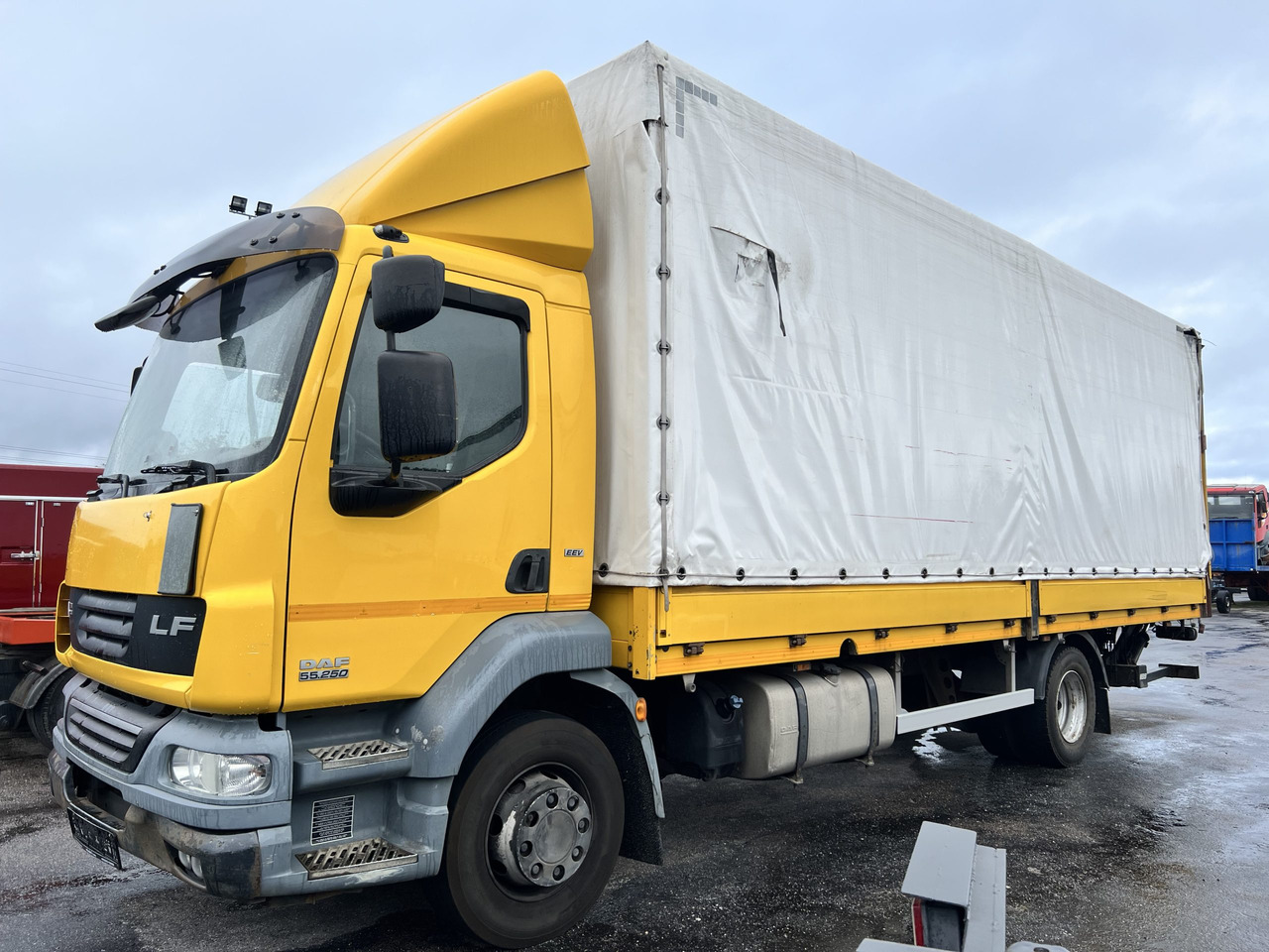 CAMION TAULINER DAF 55.250 - شاحنة ستارة: صور 2 CAMION TAULINER DAF 55.250 - شاحنة ستارة: صور 2