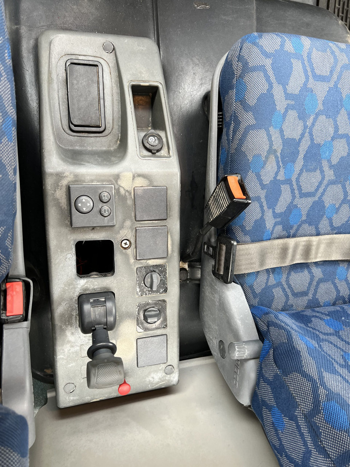 الشاسيه شاحنة IVECO 300 EN CHASIS: صور 17 الشاسيه شاحنة IVECO 300 EN CHASIS: صور 17