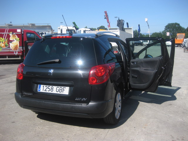 PEUGEOT 207 SW - سيارة: صور 1 PEUGEOT 207 SW - سيارة: صور 1