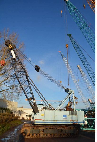 Hitachi KH 125-3 - رافعة مجنزرة: صور 4 Hitachi KH 125-3 - رافعة مجنزرة: صور 4
