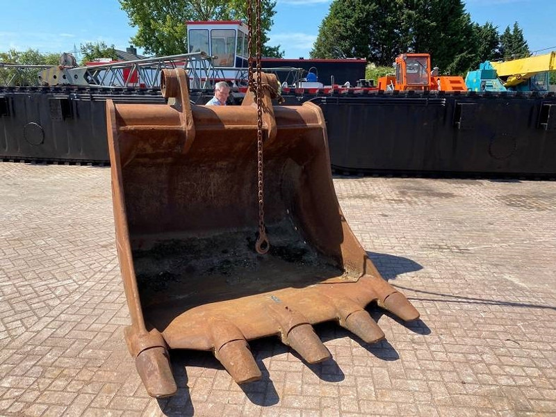 Liebherr Bucket 5 cubic meter - بكت - آلات البناء: صور 3 Liebherr Bucket 5 cubic meter - بكت - آلات البناء: صور 3