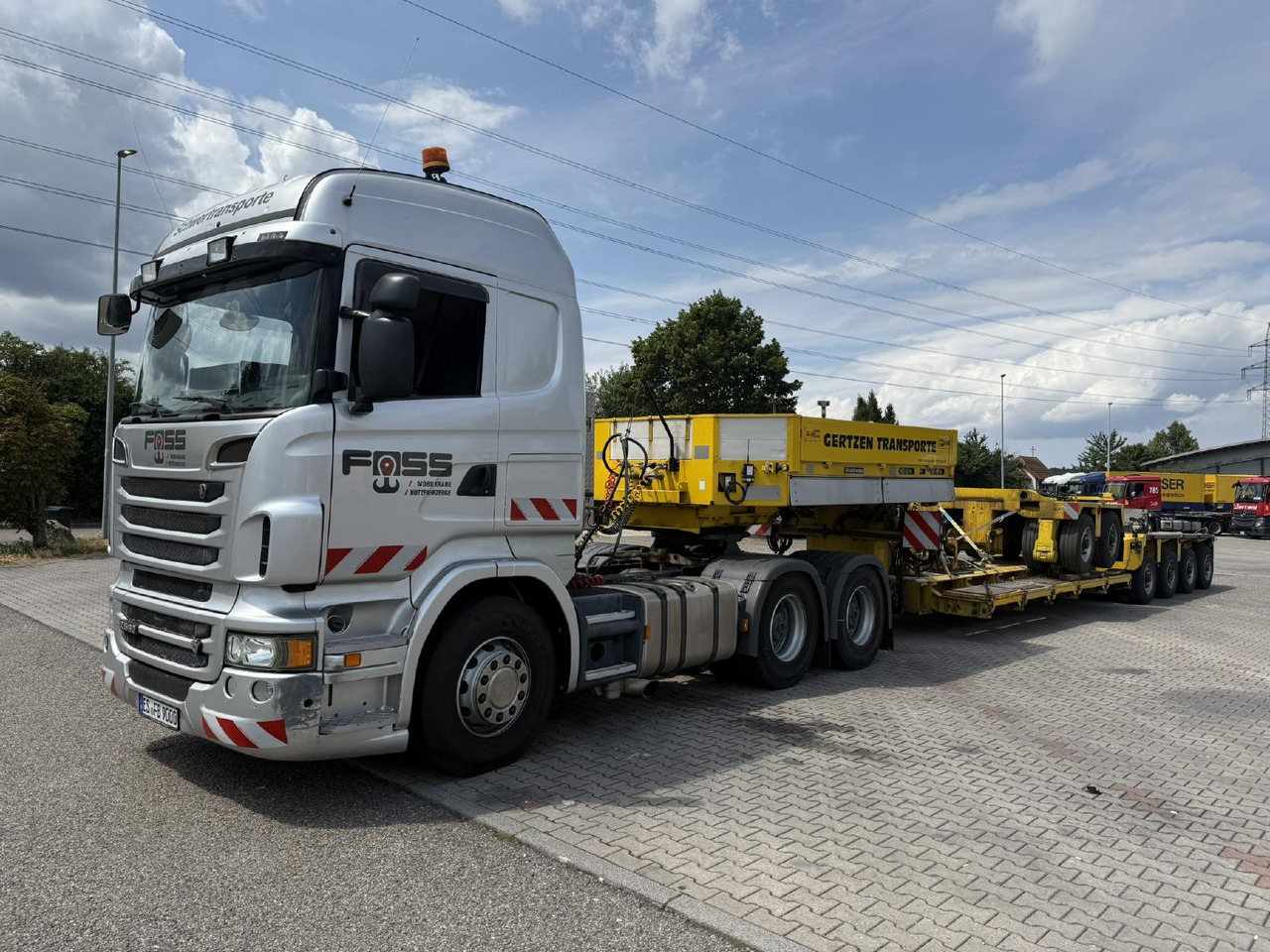 Goldhofer STHP-XLE 2+4 (6) | Baggerbrücke - Tiefbett - عربة مسطحة منخفضة نصف مقطورة: صور 1 Goldhofer STHP-XLE 2+4 (6) | Baggerbrücke - Tiefbett - عربة مسطحة منخفضة نصف مقطورة: صور 1