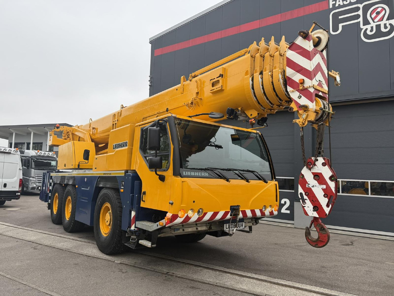Liebherr LTM 1055-3.2 (08 - 084 745) | 6 x 6 - موبايل كرين: صور 1 Liebherr LTM 1055-3.2 (08 - 084 745) | 6 x 6 - موبايل كرين: صور 1