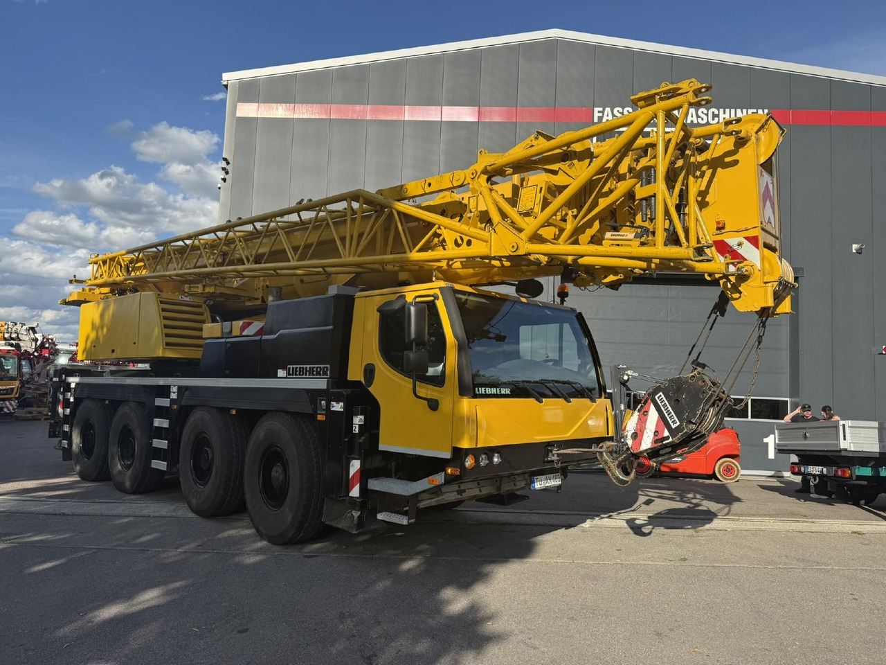 Liebherr LTM 1090-4.1 (2012 - 062 321) | 8 x 8 | LICCON 2 - موبايل كرين: صور 1 Liebherr LTM 1090-4.1 (2012 - 062 321) | 8 x 8 | LICCON 2 - موبايل كرين: صور 1