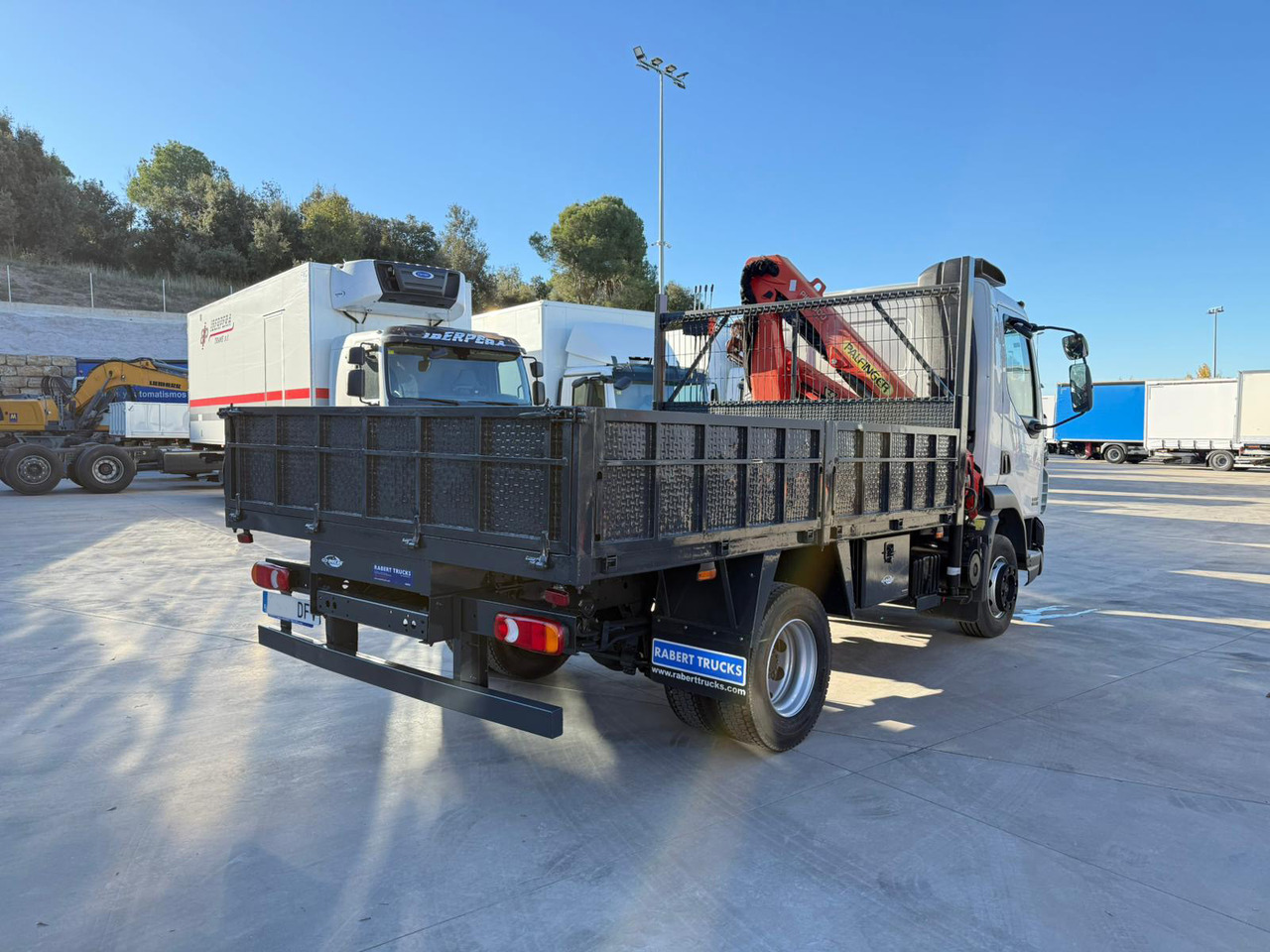 DAF LF FA 45.180 (Platform and Crane) - شاحنات مسطحة, شاحنة كرين: صور 3 DAF LF FA 45.180 (Platform and Crane) - شاحنات مسطحة, شاحنة كرين: صور 3