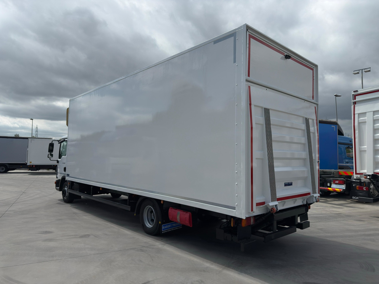 MAN 12.220 BL TGL E6 (VAN) - بصندوق مغلق شاحنة: صور 4 MAN 12.220 BL TGL E6 (VAN) - بصندوق مغلق شاحنة: صور 4