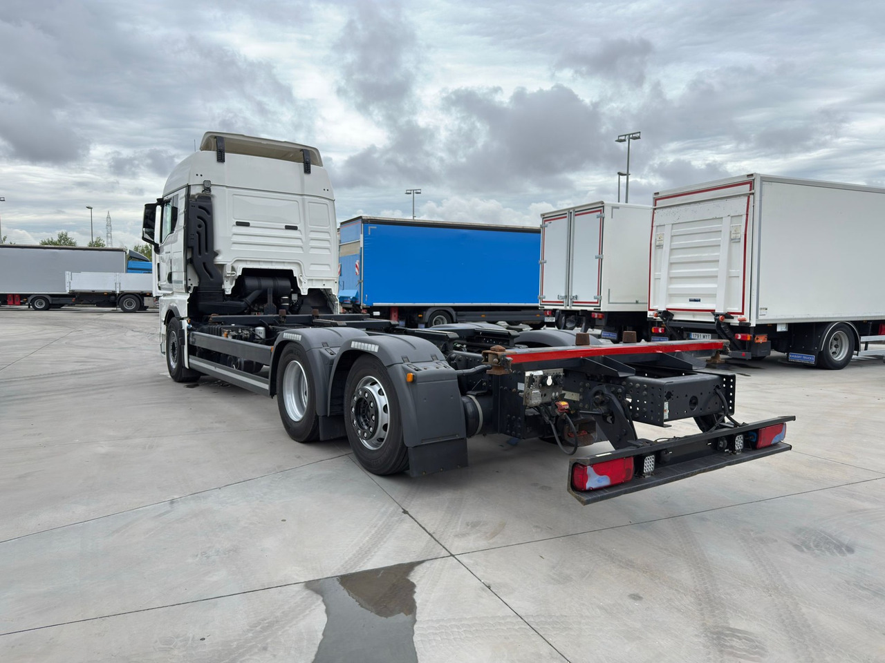 MAN 26.470 TGX E6 (Chassis) - الشاسيه شاحنة: صور 4 MAN 26.470 TGX E6 (Chassis) - الشاسيه شاحنة: صور 4