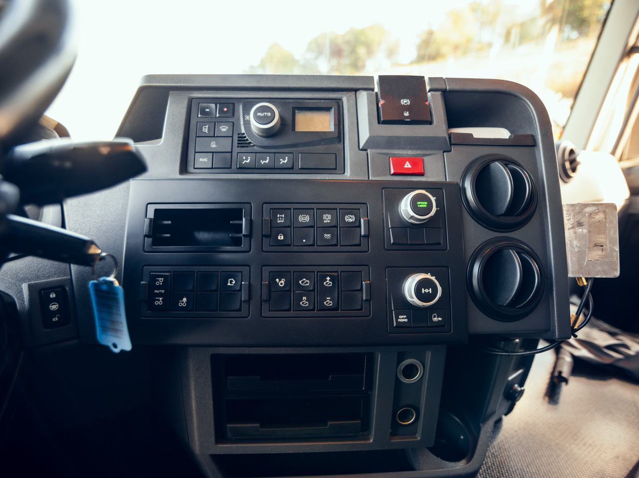 شاحنات مسطحة, شاحنة كرين RENAULT C460 E6 (Platform): صور 14