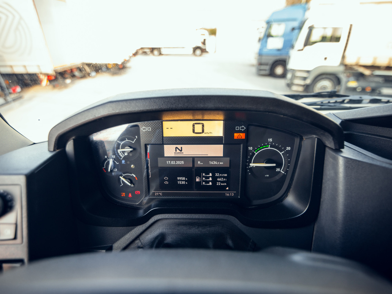 شاحنات مسطحة, شاحنة كرين RENAULT C460 E6 (Platform): صور 13