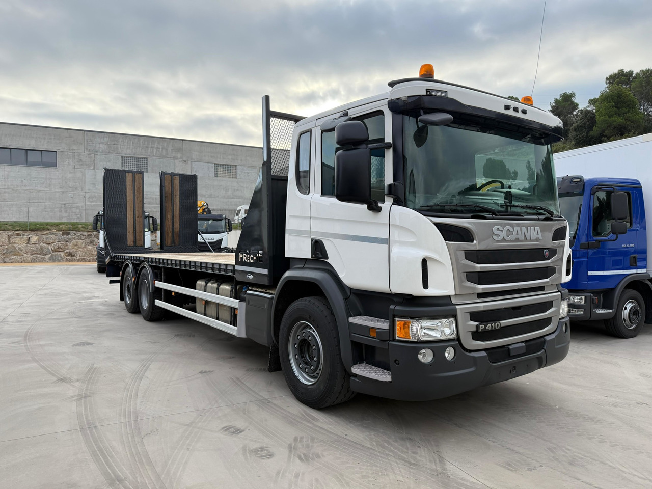 SCANIA P410 E6 (Machinery Carrier) - شاحنة نقل سيارات شاحنة: صور 2 SCANIA P410 E6 (Machinery Carrier) - شاحنة نقل سيارات شاحنة: صور 2