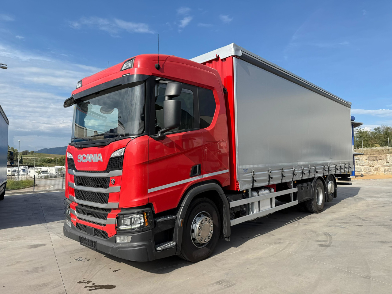 SCANIA R450 E6 (Tauliner) - شاحنة ستارة: صور 1 SCANIA R450 E6 (Tauliner) - شاحنة ستارة: صور 1