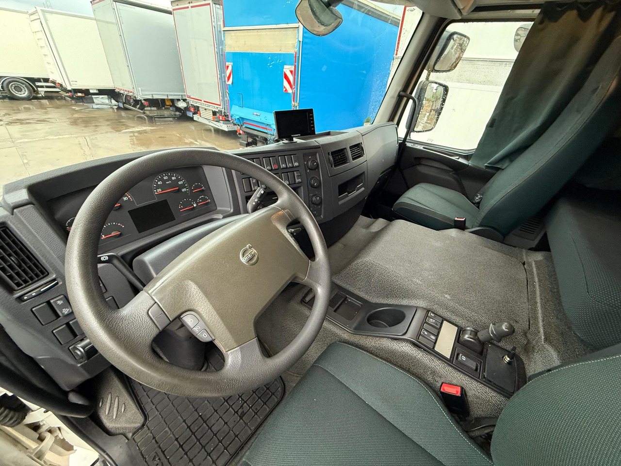 VOLVO FE320 E6 (Refrigerator) - مبردة شاحنة: صور 5 VOLVO FE320 E6 (Refrigerator) - مبردة شاحنة: صور 5