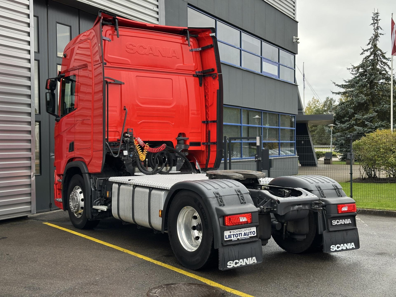 SCANIA R 450 A4x2NA - شاحنة جرار: صور 5 SCANIA R 450 A4x2NA - شاحنة جرار: صور 5