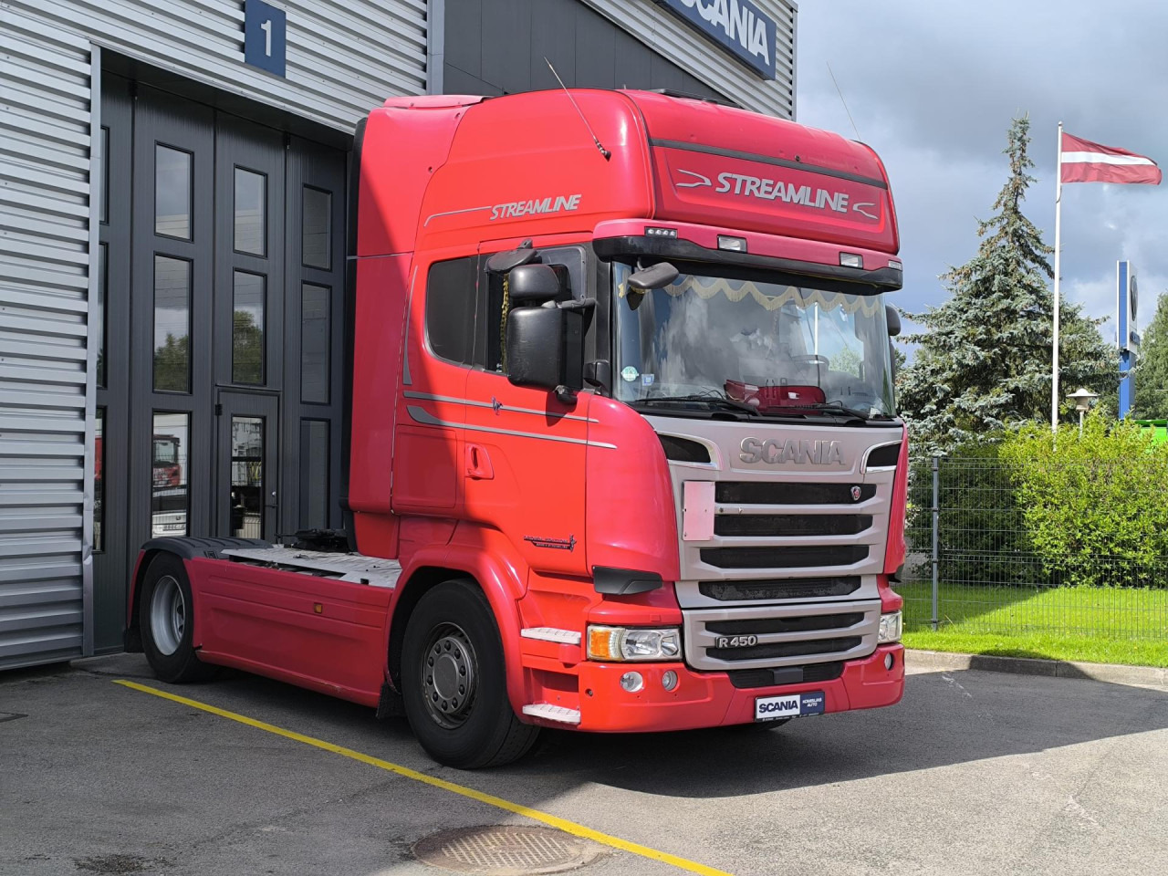SCANIA R 450 LA4x2MNA - شاحنة جرار: صور 1 SCANIA R 450 LA4x2MNA - شاحنة جرار: صور 1