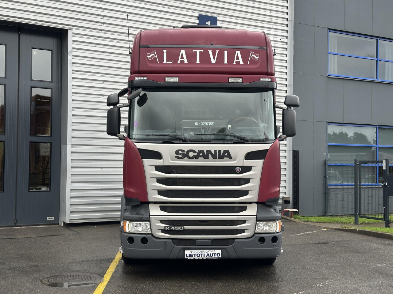 SCANIA R 450 LA4x2MNA - شاحنة جرار: صور 3 SCANIA R 450 LA4x2MNA - شاحنة جرار: صور 3