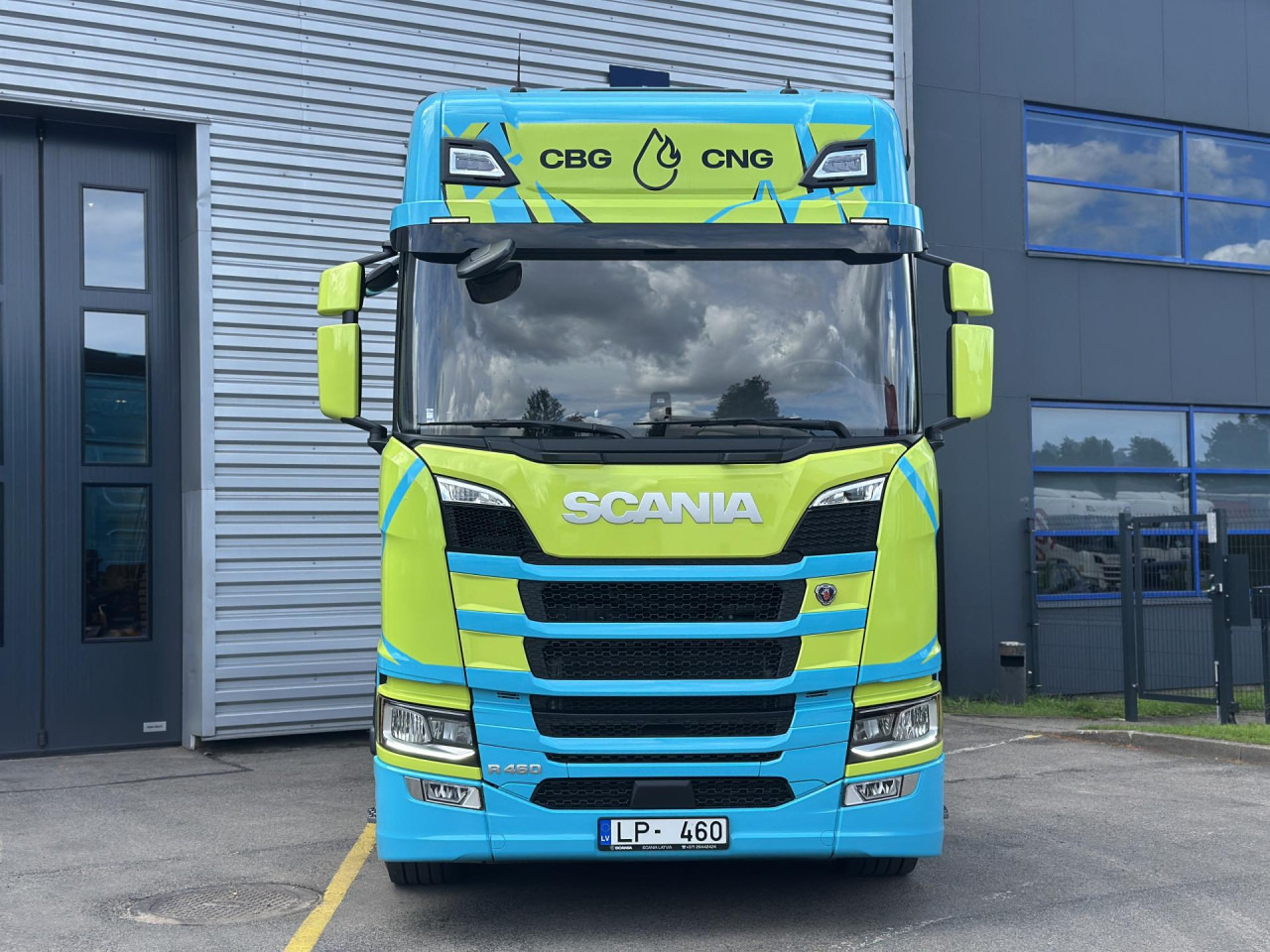 SCANIA R 460 A4x2NB - شاحنة جرار: صور 3 SCANIA R 460 A4x2NB - شاحنة جرار: صور 3