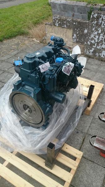 Kubota V3300 - المحرك - آلات البناء: صور 3 Kubota V3300 - المحرك - آلات البناء: صور 3