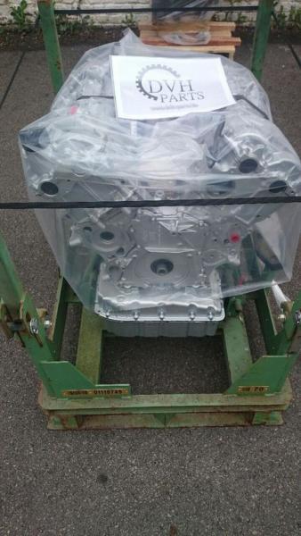 Nc Moteur MERCEDES-BENZ OM642.896 pour minibus MERCEDES-BENZ SPRINTER, OM 642 896 neuf - المحرك - صغيرة: صور 1 Nc Moteur MERCEDES-BENZ OM642.896 pour minibus MERCEDES-BENZ SPRINTER, OM 642 896 neuf - المحرك - صغيرة: صور 1