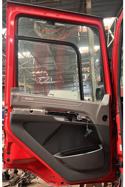 DAF CF - باب و قطع الغيار: صور 2 DAF CF - باب و قطع الغيار: صور 2