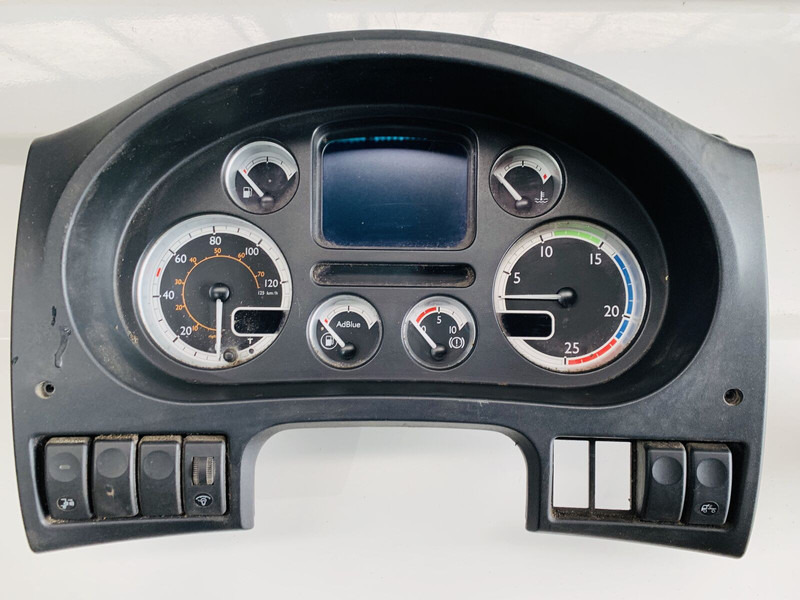 DAF Siemens VDO - لوحة القيادة: صور 1 DAF Siemens VDO - لوحة القيادة: صور 1