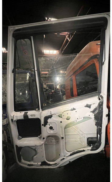 Iveco Stralis - باب و قطع الغيار: صور 2 Iveco Stralis - باب و قطع الغيار: صور 2