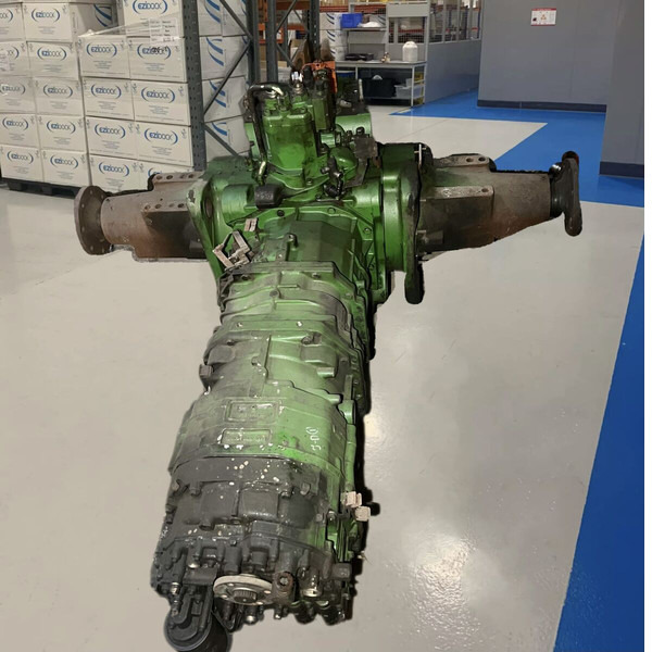 John Deere - علبة التروس: صور 2 John Deere - علبة التروس: صور 2