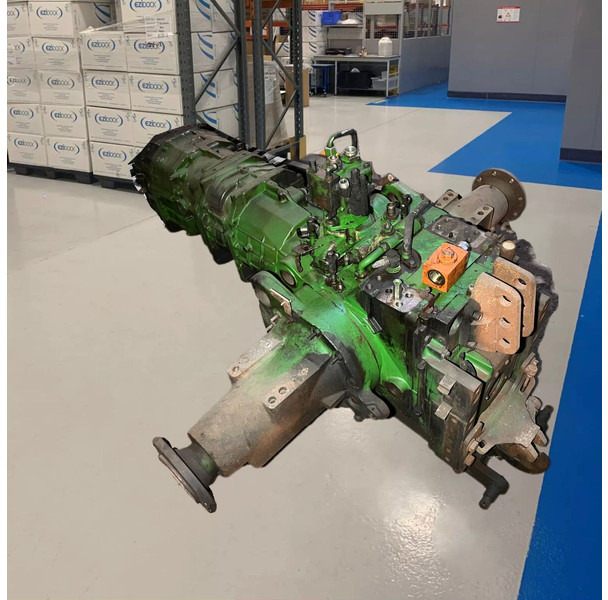 John Deere - علبة التروس: صور 3 John Deere - علبة التروس: صور 3