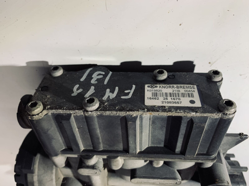 KNORR-BREMSE FM 11 - صمام: صور 2 KNORR-BREMSE FM 11 - صمام: صور 2