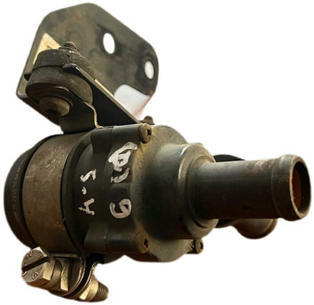 Mercedes-Benz - مضخة المبرد: صور 2 Mercedes-Benz - مضخة المبرد: صور 2