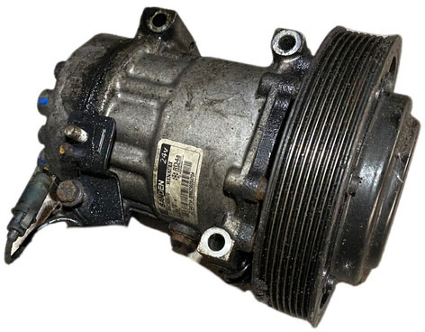 Renault - كمبروسر مكيف: صور 2 Renault - كمبروسر مكيف: صور 2