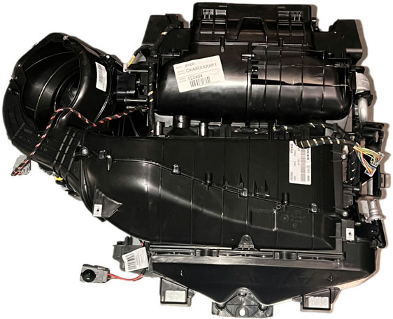 Volvo Aero - جزء تكييف الهواء: صور 3 Volvo Aero - جزء تكييف الهواء: صور 3