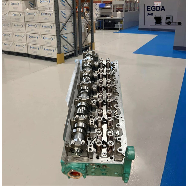 Volvo FH5/Aero - عمود الحدبات: صور 1 Volvo FH5/Aero - عمود الحدبات: صور 1