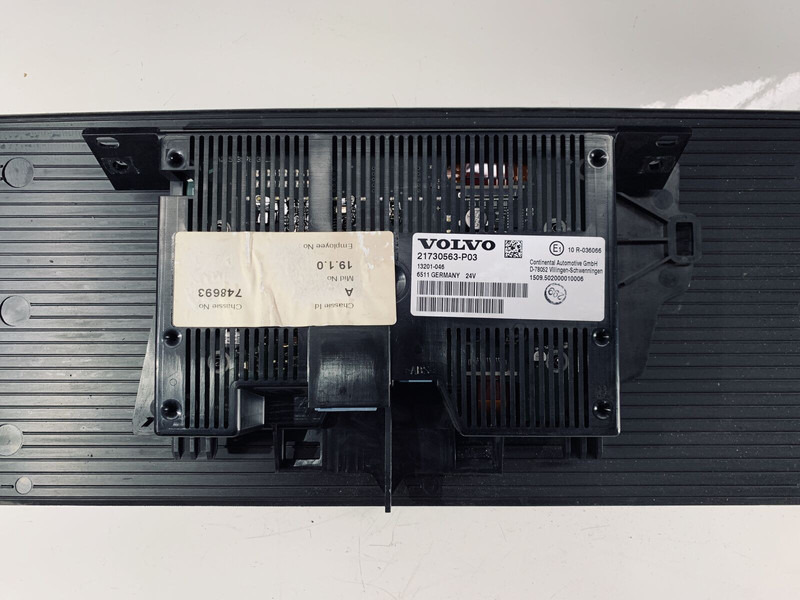 Volvo FH - قطع الغيار: صور 2 Volvo FH - قطع الغيار: صور 2