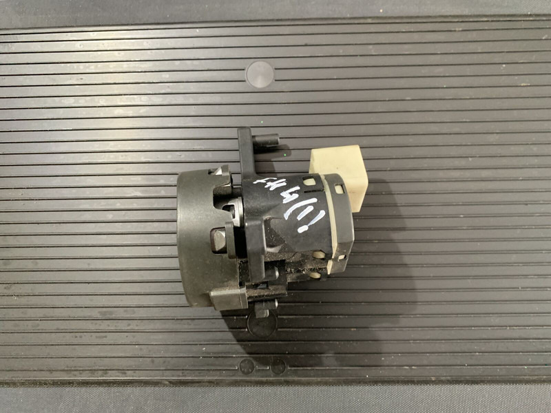 Volvo FH - قطع الغيار: صور 1 Volvo FH - قطع الغيار: صور 1