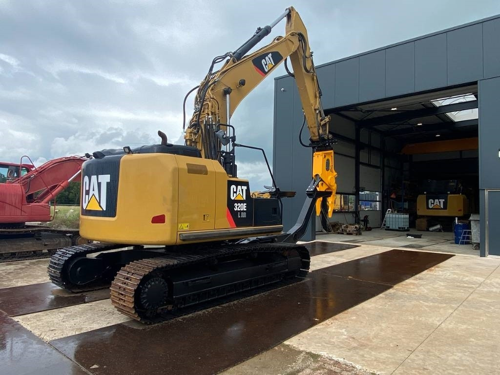CAT 320 EL LR CAR DISMANTLER - هدم: صور 4 CAT 320 EL LR CAR DISMANTLER - هدم: صور 4