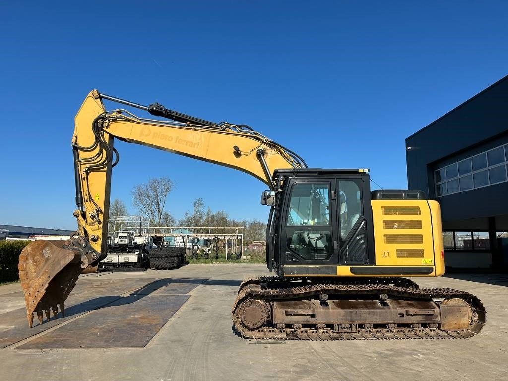 CAT 320 E - حفارات زحافة: صور 1 CAT 320 E - حفارات زحافة: صور 1