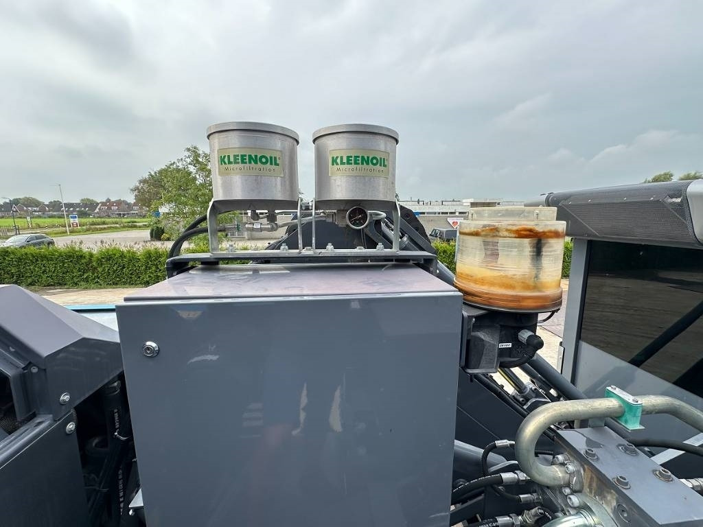 Fuchs MHL 360 F - حفارة النقل والشحن: صور 4 Fuchs MHL 360 F - حفارة النقل والشحن: صور 4
