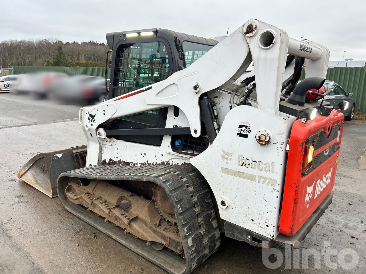 Bobcat T770 - اللودر المجنزر صغير: صور 5 Bobcat T770 - اللودر المجنزر صغير: صور 5