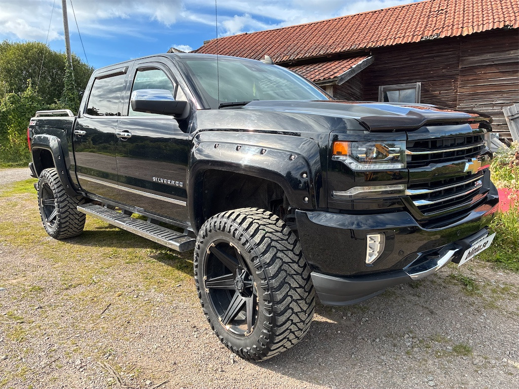 CHEVROLET Silverado Z71 OFF ROAD - شاحنة البيك أب: صور 1 CHEVROLET Silverado Z71 OFF ROAD - شاحنة البيك أب: صور 1