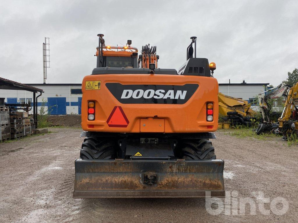Doosan DX 140W - حفارة على عجلات: صور 5 Doosan DX 140W - حفارة على عجلات: صور 5
