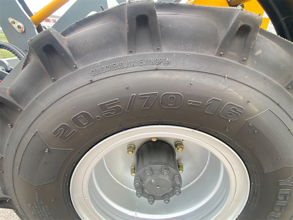 اللودر بعجل Everun ER412 PRO: صور 14