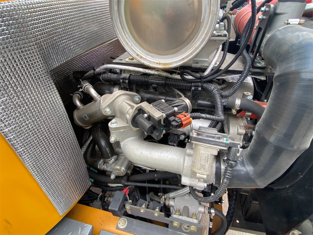 اللودر بعجل Everun ER412 PRO: صور 34