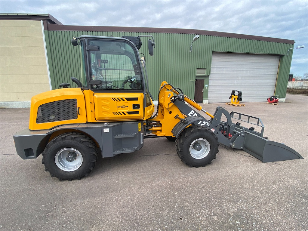 اللودر بعجل Everun ER412 PRO: صور 6