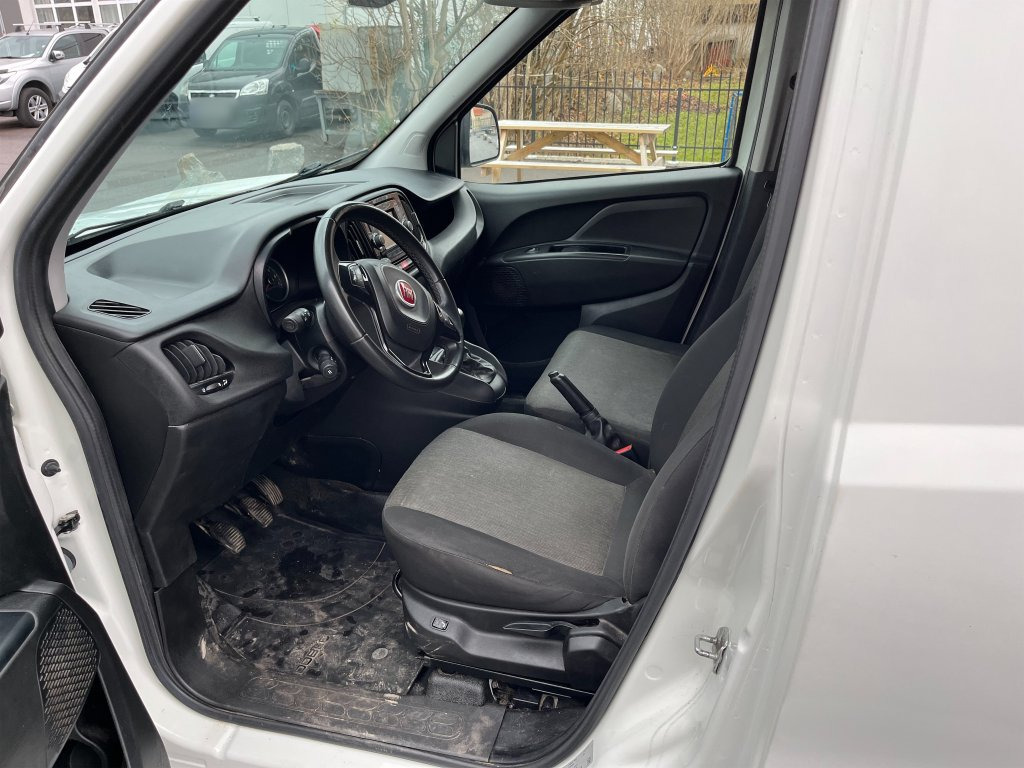 الشاحنات الصغيرة FIAT DOBLO: صور 50 الشاحنات الصغيرة FIAT DOBLO: صور 50