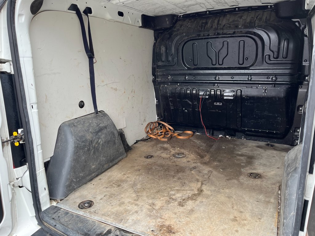 الشاحنات الصغيرة FIAT DOBLO: صور 45 الشاحنات الصغيرة FIAT DOBLO: صور 45