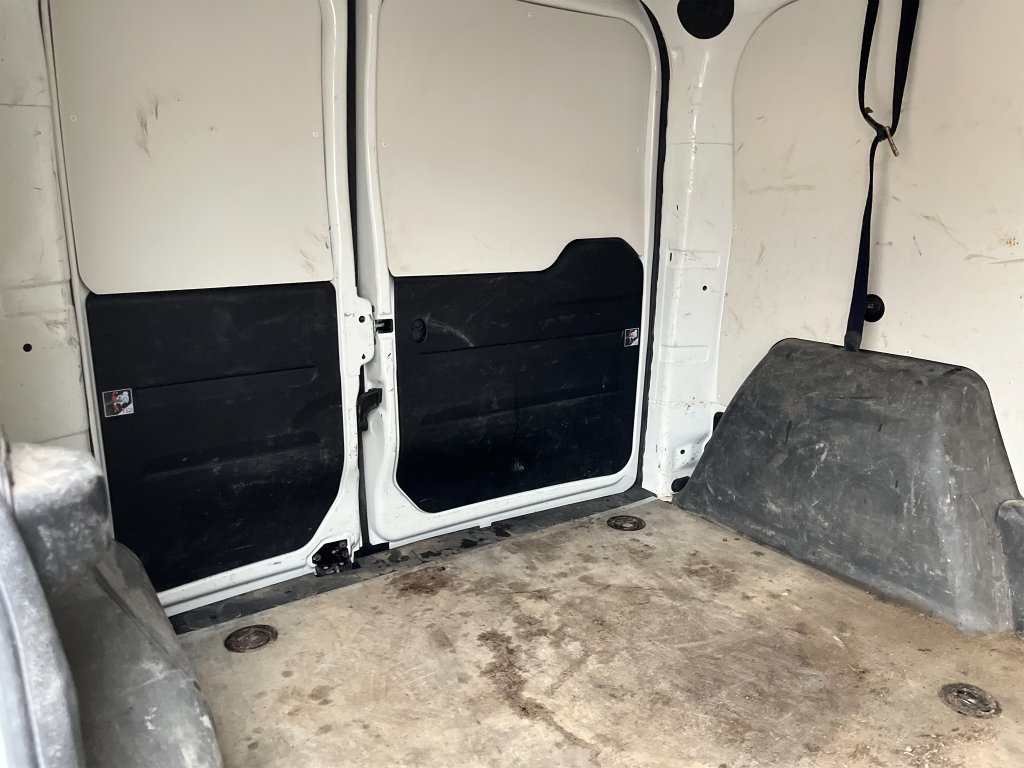 الشاحنات الصغيرة FIAT DOBLO: صور 48 الشاحنات الصغيرة FIAT DOBLO: صور 48