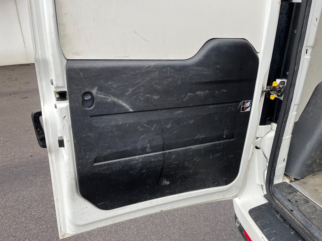 الشاحنات الصغيرة FIAT DOBLO: صور 43 الشاحنات الصغيرة FIAT DOBLO: صور 43