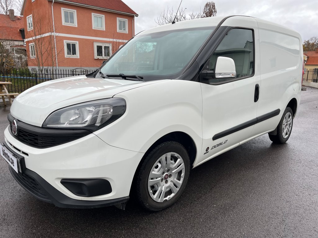 الشاحنات الصغيرة FIAT DOBLO: صور 9 الشاحنات الصغيرة FIAT DOBLO: صور 9